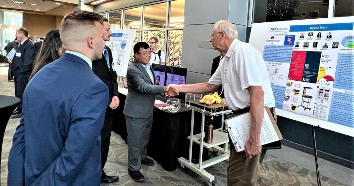 राष्ट्रिय आविष्कार केन्द्रको ‘न्यानाे नानी’ मेसिनले अमेरिकामा जित्यो ‘पिपुल्स च्वाइस अवार्ड’