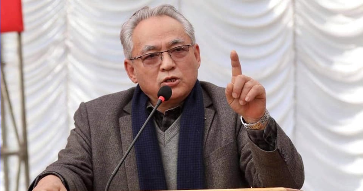 काठमाडौँबाट बादलले  चुनाव लड्न अस्वीकार गरेपछि उम्मेदवार खोज्दै एमाले